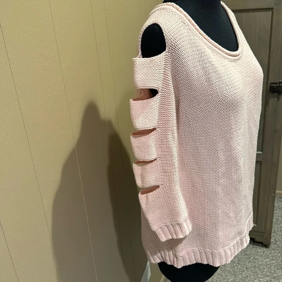 Margaret o’Leary pink cotton blend rolled crewneck open ladder sleeve sweater. M - Picture 1 of 5
